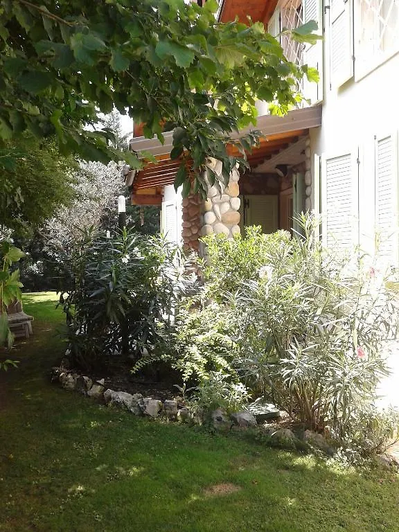 A Casa Di Manu B&B Desenzano del Garda Italy